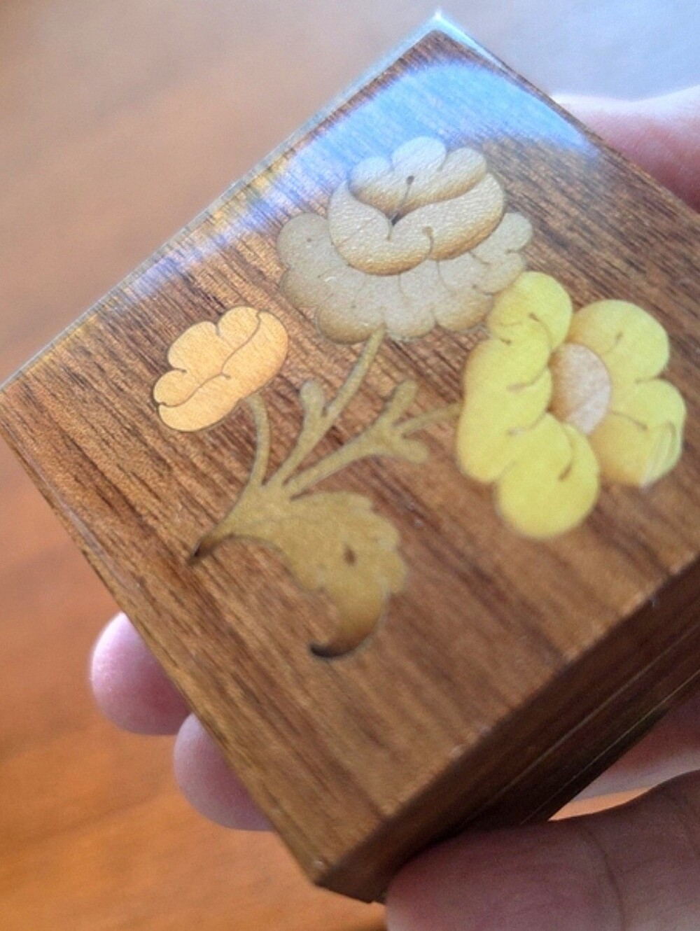 Vintage Sorrento Floral Inlay Ring - Trinket Box